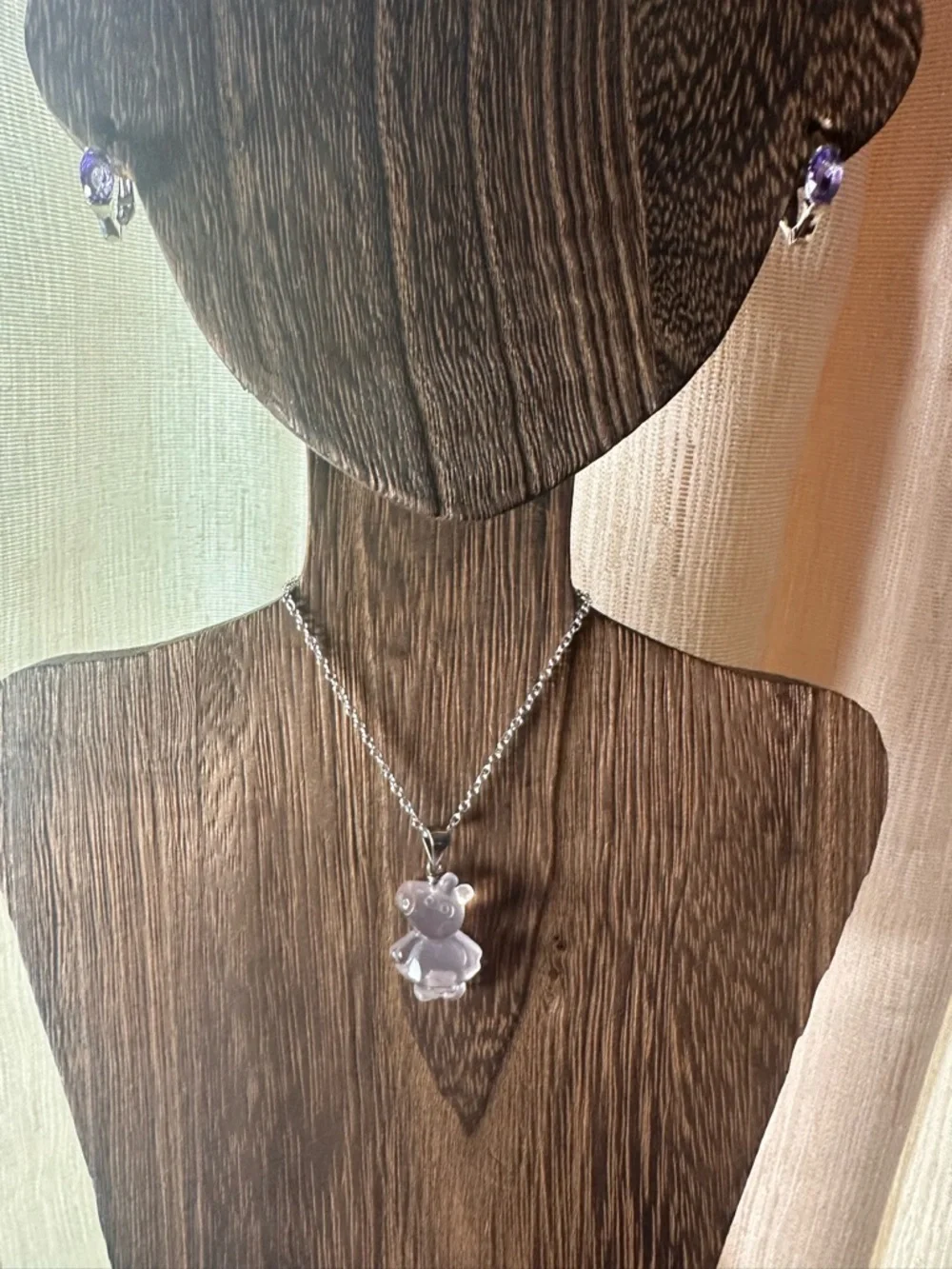 Light Pink Rose Quartz Peppa Pig Pendant Necklace, Sterling Silver Bail - Picture 4 of 10